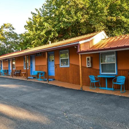 Lodge 5 - Downtown Location. Studio With Shared Hot Tub. Minutes To Arches N.P. Moab Buitenkant foto