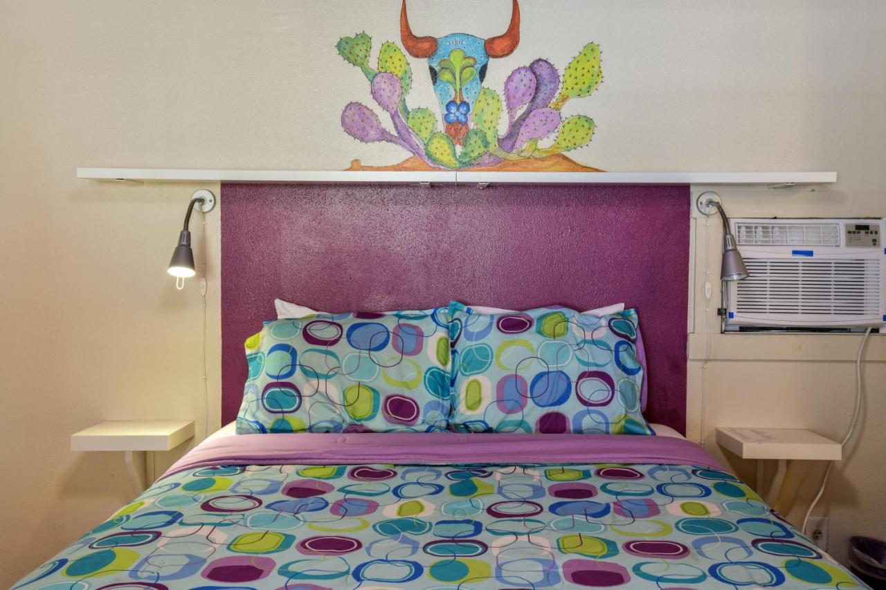 Lodge 5 - Downtown Location. Studio With Shared Hot Tub. Minutes To Arches N.P. Moab Buitenkant foto